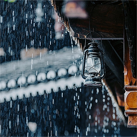 The sound of rain in the courtyard